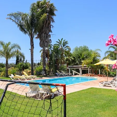بيت للعطل Idyllic With Huge Garden For 14pax
