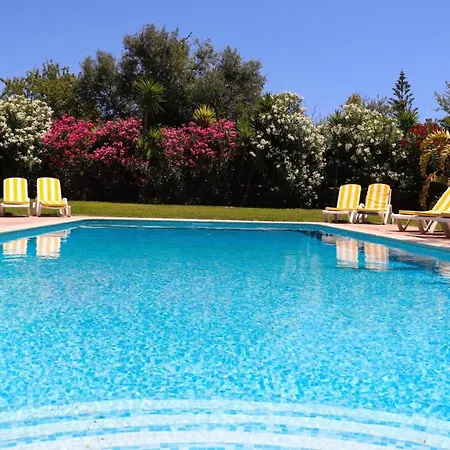Idyllic With Huge Garden For 14pax Casa vacanze