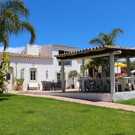 بيت للعطل Idyllic With Huge Garden For 14pax المانسيل