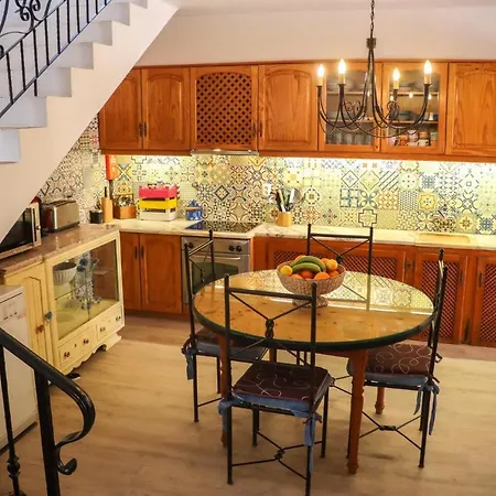 Idyllic With Huge Garden For 14pax