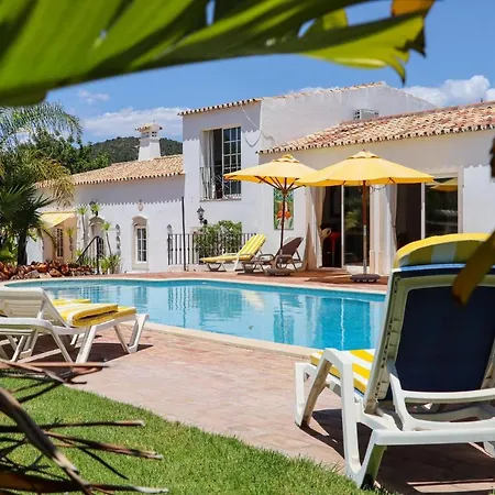 Idyllic With Huge Garden For 14pax *