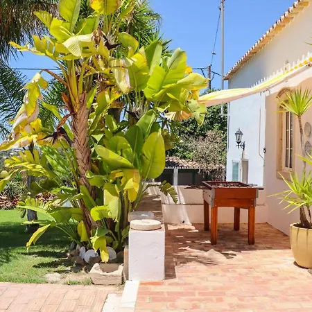 بيت للعطل Idyllic With Huge Garden For 14pax