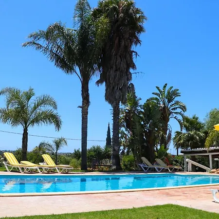 Idyllic With Huge Garden For 14pax * アルマンシル