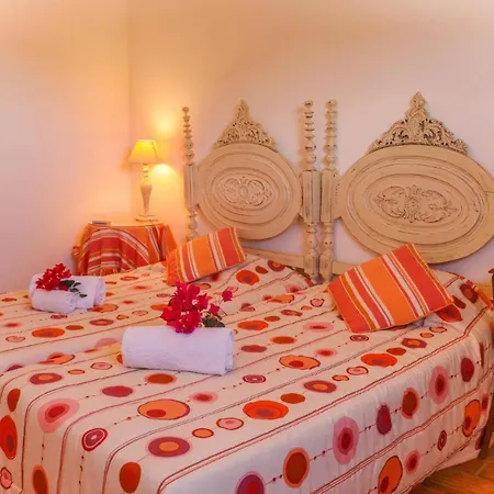 Idyllic With Huge Garden For 14pax * アルマンシル
