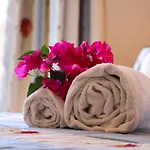 Idyllic With Huge Garden For 14pax *