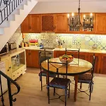 Idyllic With Huge Garden For 14pax