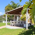 Idyllic With Huge Garden For 14pax Ferienhaus