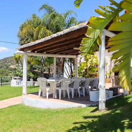 Idyllic With Huge Garden For 14pax Holiday home